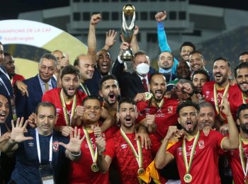 Al Ahly secure ‘Al Ashra’ with victory over 10-man Chiefs