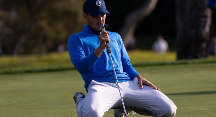 Spieth risks life and limb in Pebble Beach high-wire act