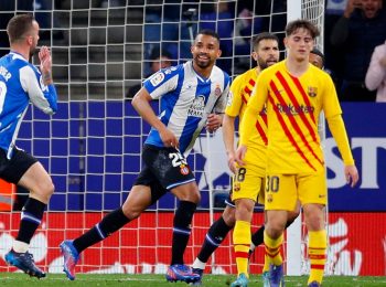 La Liga: De Jong salvages late draw for Barca at Espanyol